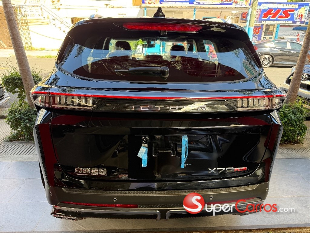 2025 Jetour X70 PLUS — foto 6 / 12