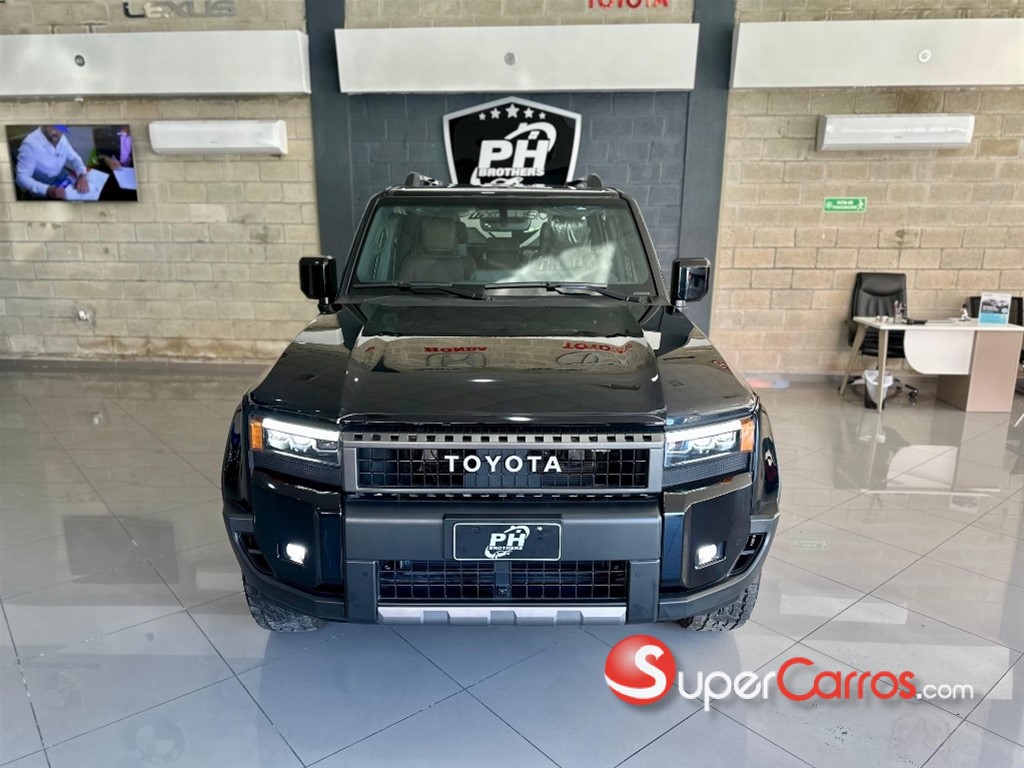 2025 Toyota Land Cruiser Prado Adventure — foto 2 / 12