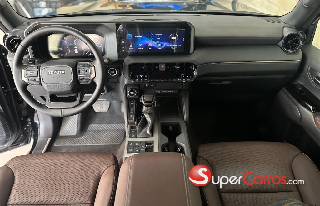 2025 Toyota Land Cruiser Prado Adventure — foto 5 / 12