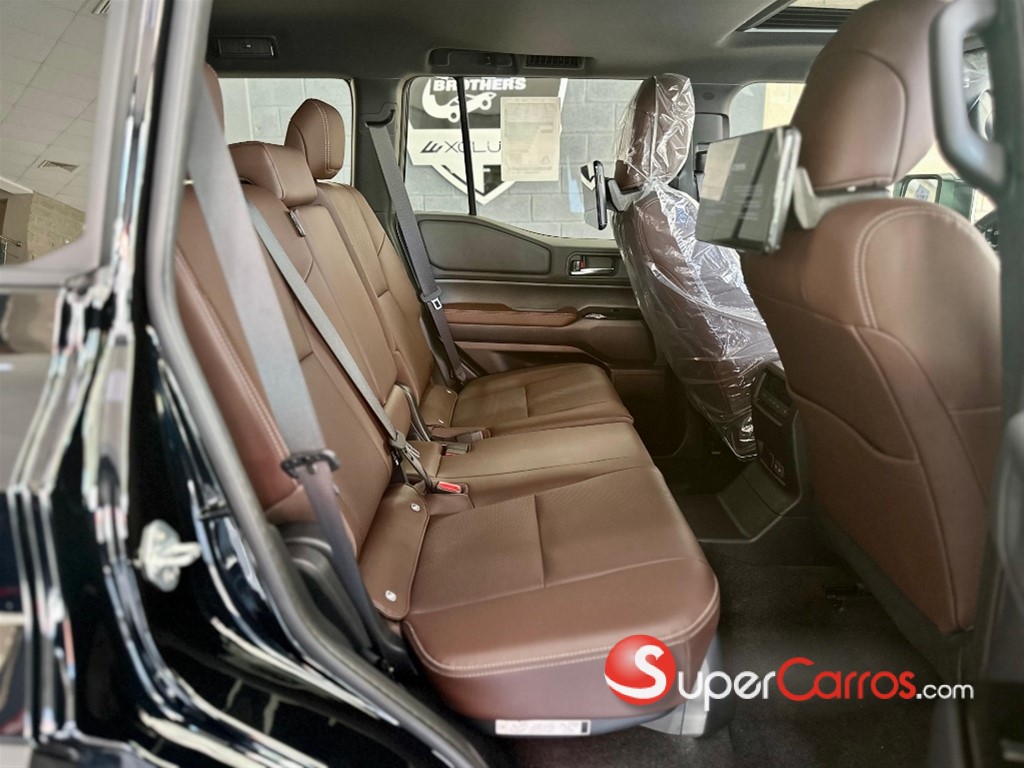 2025 Toyota Land Cruiser Prado Adventure — foto 9 / 12