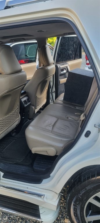 2016 Toyota 4 Runner — foto 4 / 10