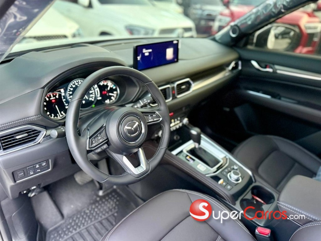 2027 Mazda CX-5 Limited — foto 11 / 12