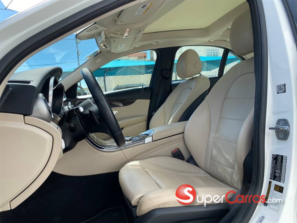 2019 Mercedes-Benz Clase C 300 AMG — foto 6 / 12
