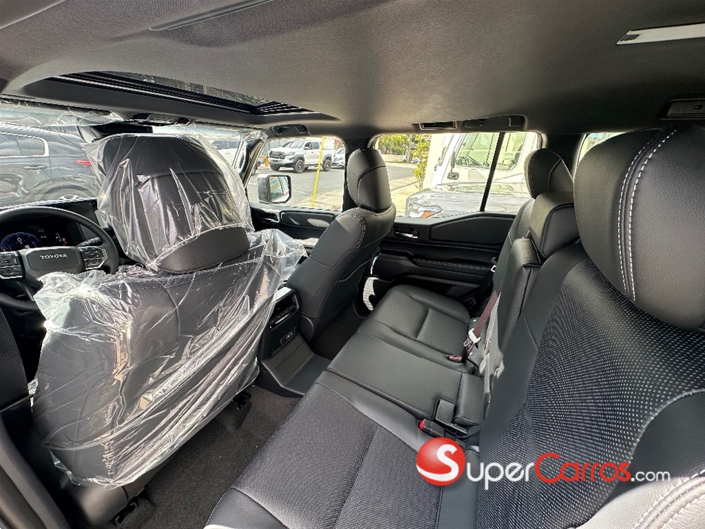 2026 Toyota Land Cruiser Prado All Rounder 02 — foto 8 / 9