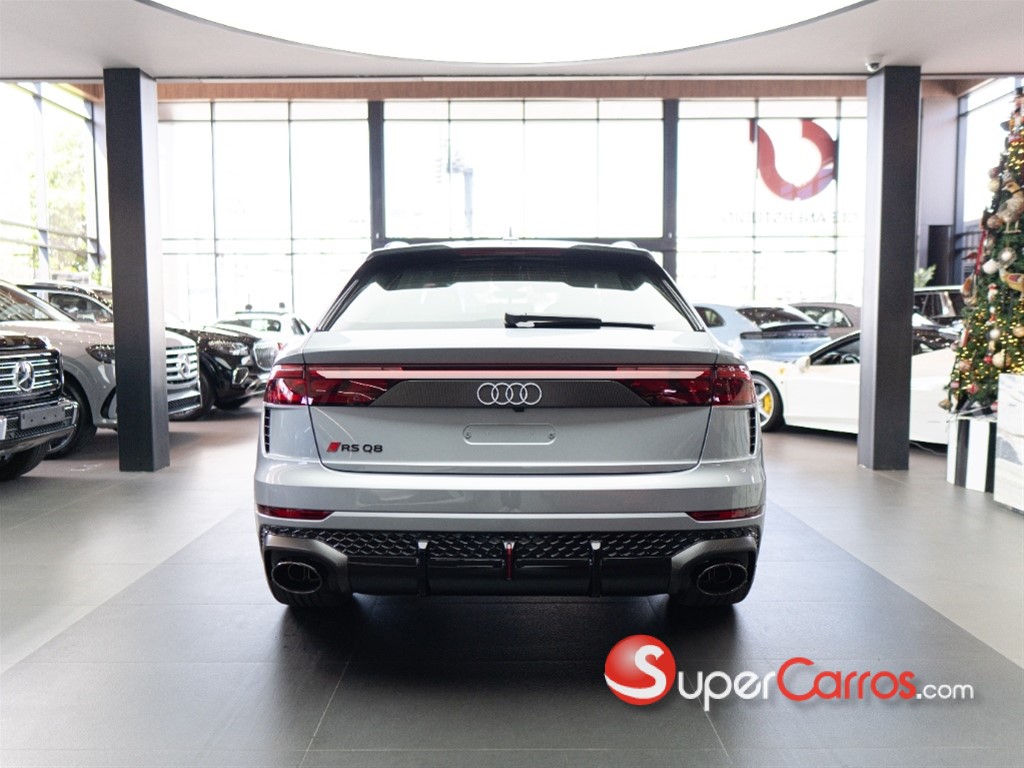2025 Audi RS Q8 — foto 5 / 12