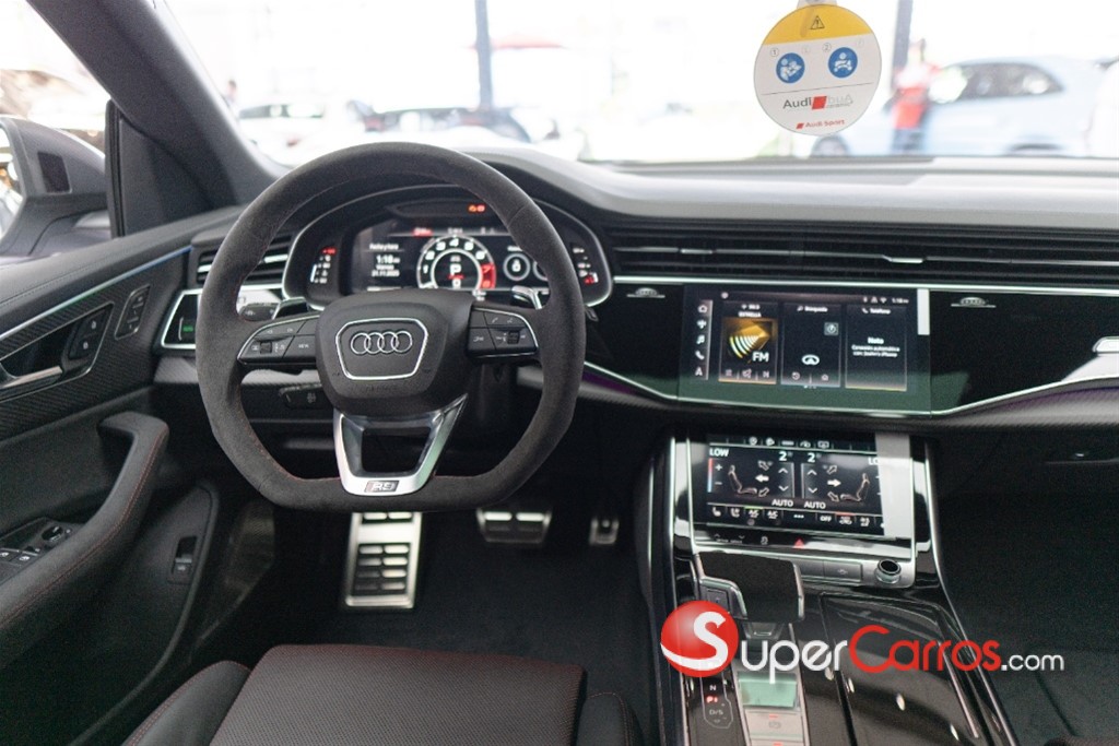 2025 Audi RS Q8 — foto 9 / 12