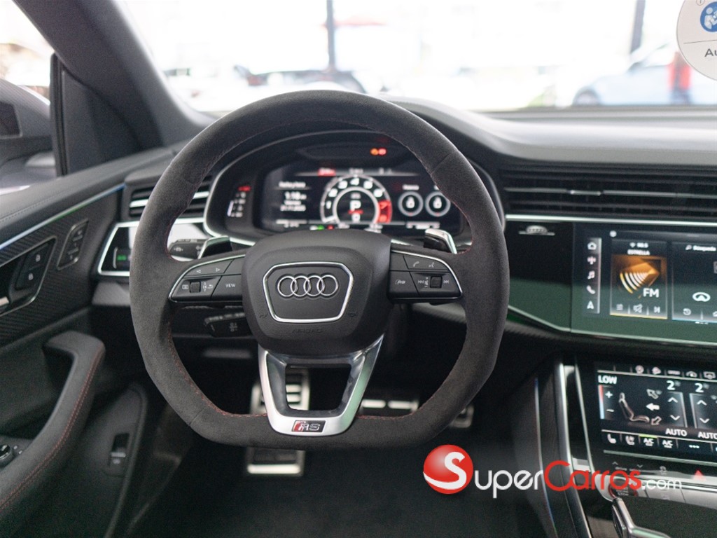 2025 Audi RS Q8 — foto 10 / 12