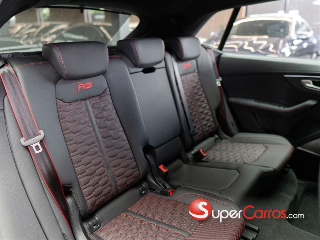 2025 Audi RS Q8 — foto 11 / 12
