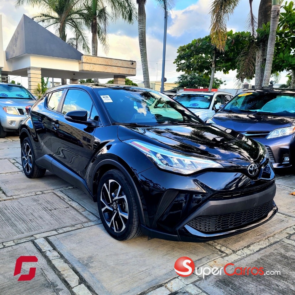 2021 Toyota C-HR XLE