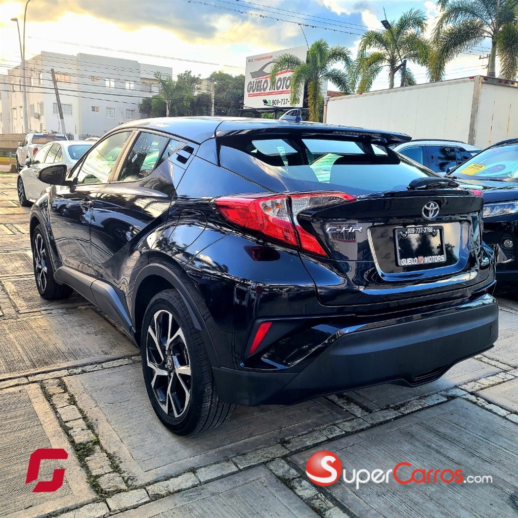 2021 Toyota C-HR XLE — foto 9 / 9