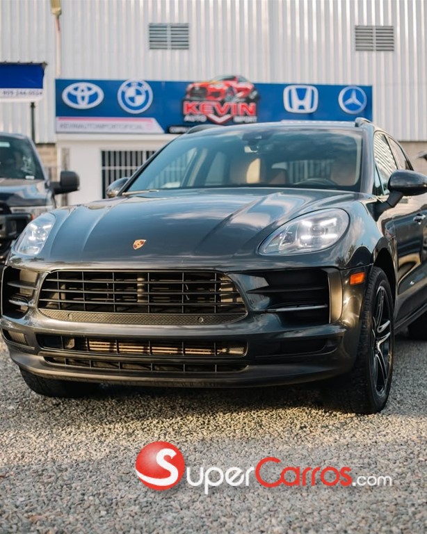 2021 Porsche Macan