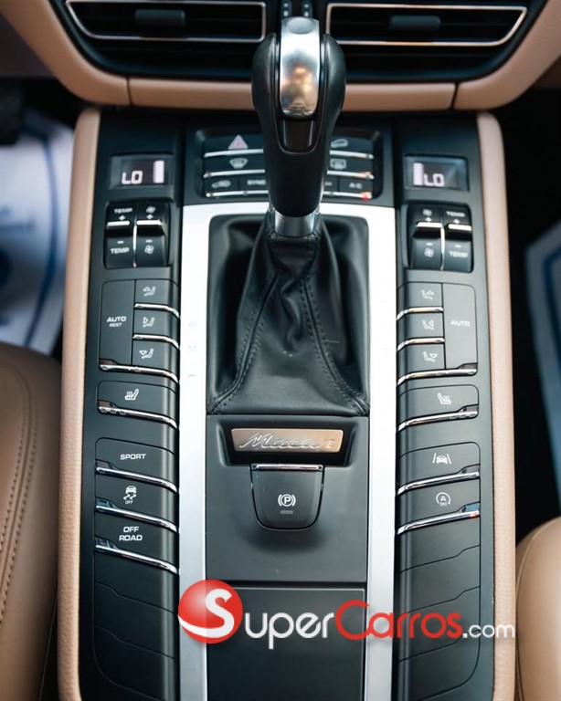 2021 Porsche Macan — foto 4 / 7