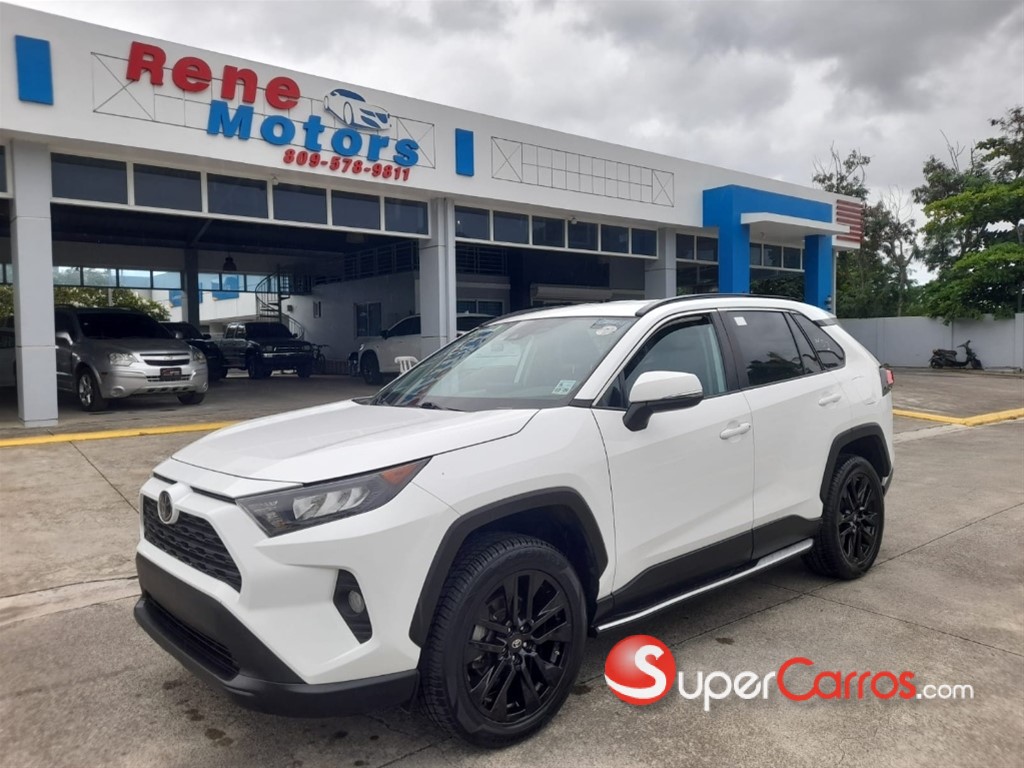 2022 Toyota RAV4 LE — foto 3 / 12