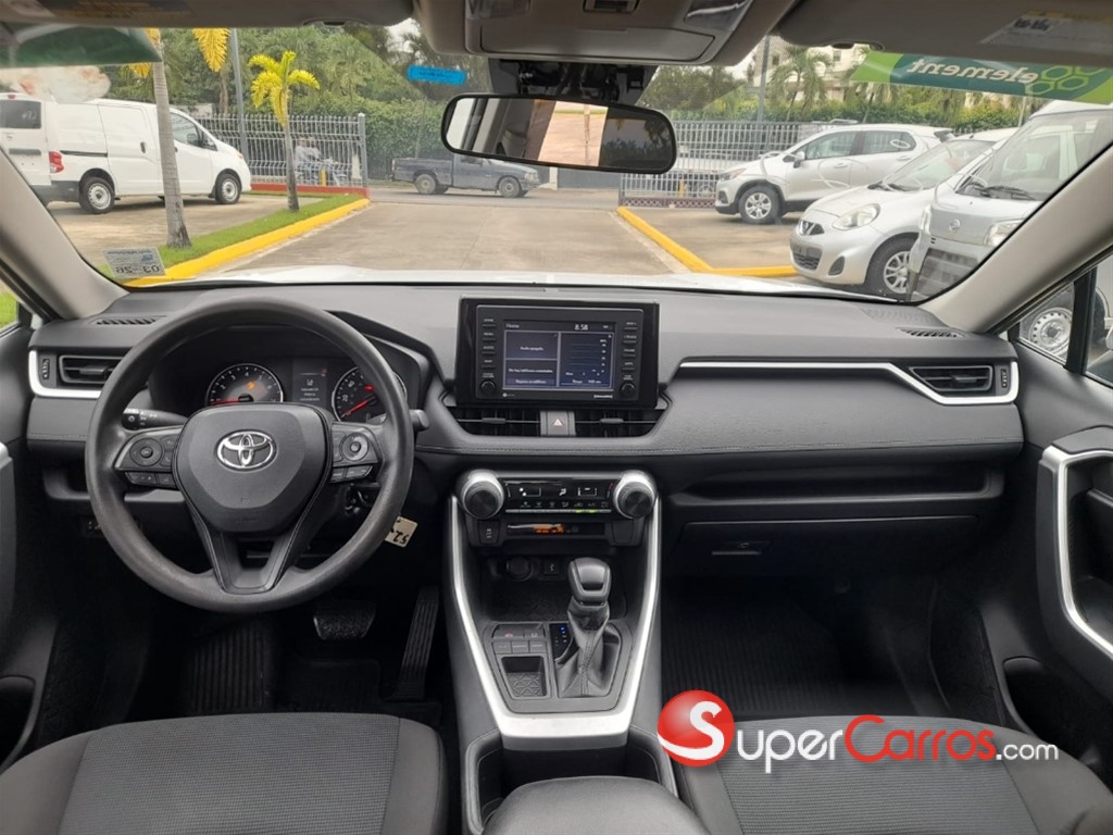 2022 Toyota RAV4 LE — foto 5 / 12
