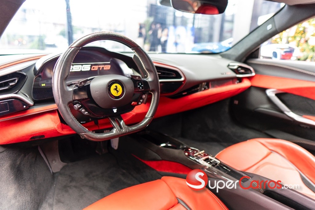 2024 Ferrari 296 GTB — foto 4 / 9