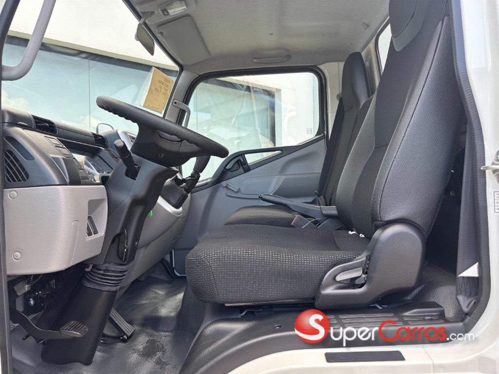 2024 Mitsubishi Motors Fuso — foto 2 / 9