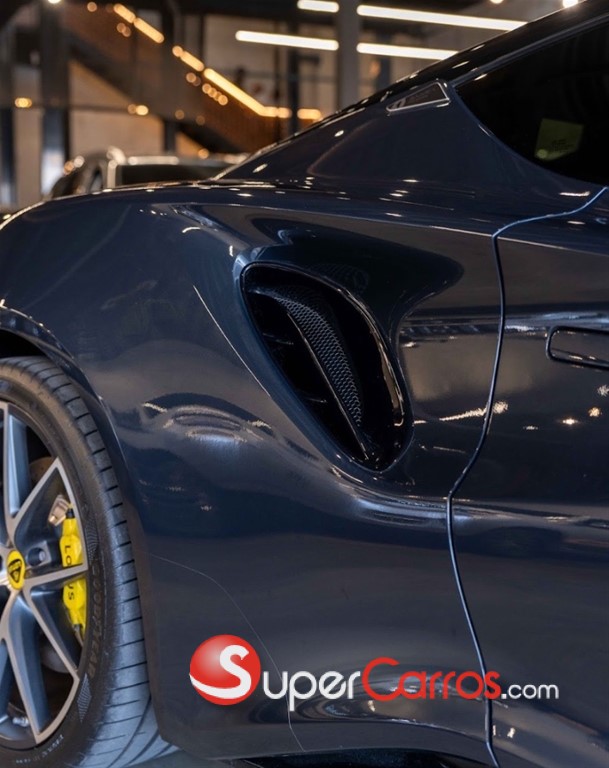 2024 Lotus Emira — foto 7 / 12