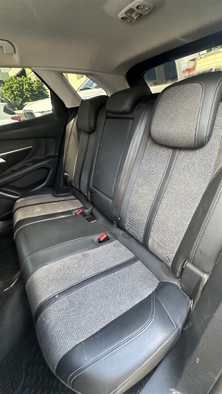 2020 Peugeot 3008 — foto 6 / 9