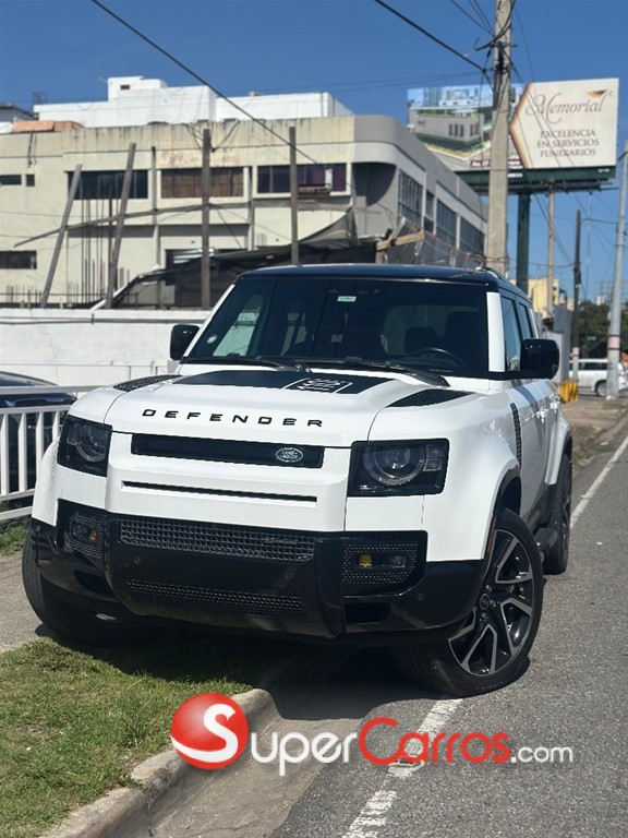 2022 Land Rover Defender 110 — foto 4 / 9