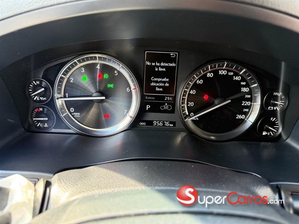 2019 Lexus LX 570 Sport — foto 4 / 10