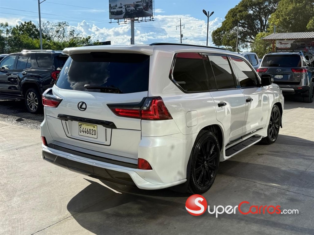 2019 Lexus LX 570 Sport — foto 5 / 10