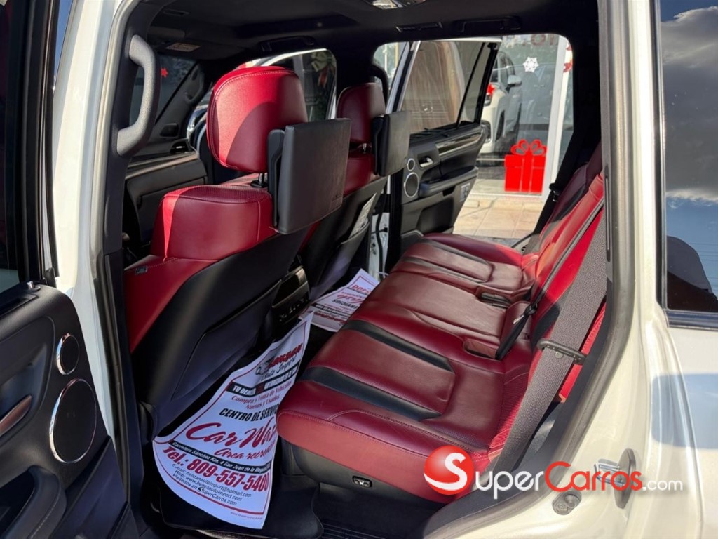 2019 Lexus LX 570 Sport — foto 8 / 10