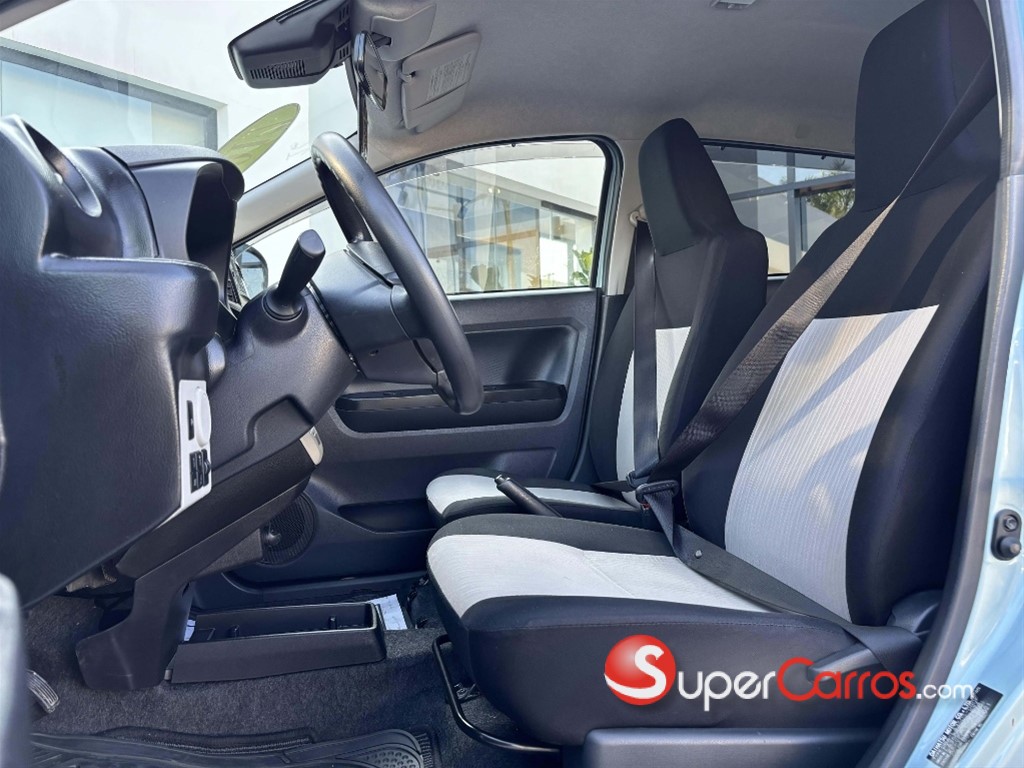 2018 Daihatsu Mira — foto 4 / 7