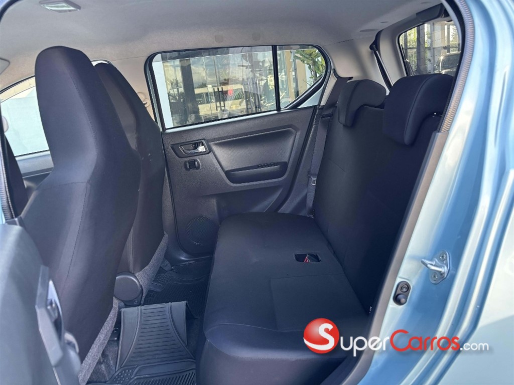 2018 Daihatsu Mira — foto 5 / 7
