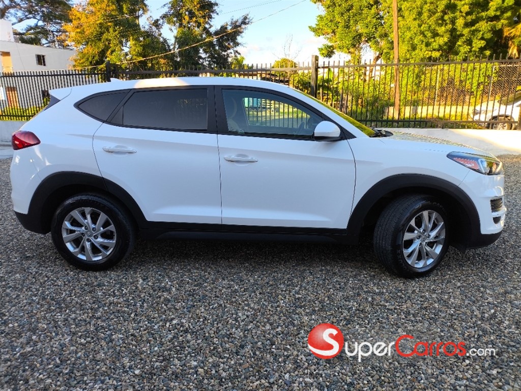 2020 Hyundai Tucson SE — foto 2 / 12
