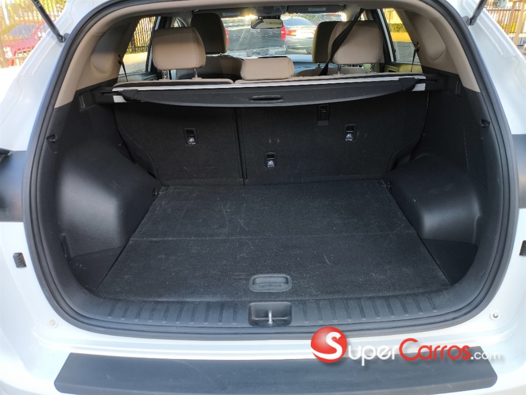 2020 Hyundai Tucson SE — foto 9 / 12
