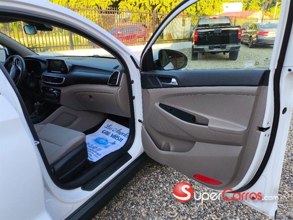 2020 Hyundai Tucson SE — foto 12 / 12