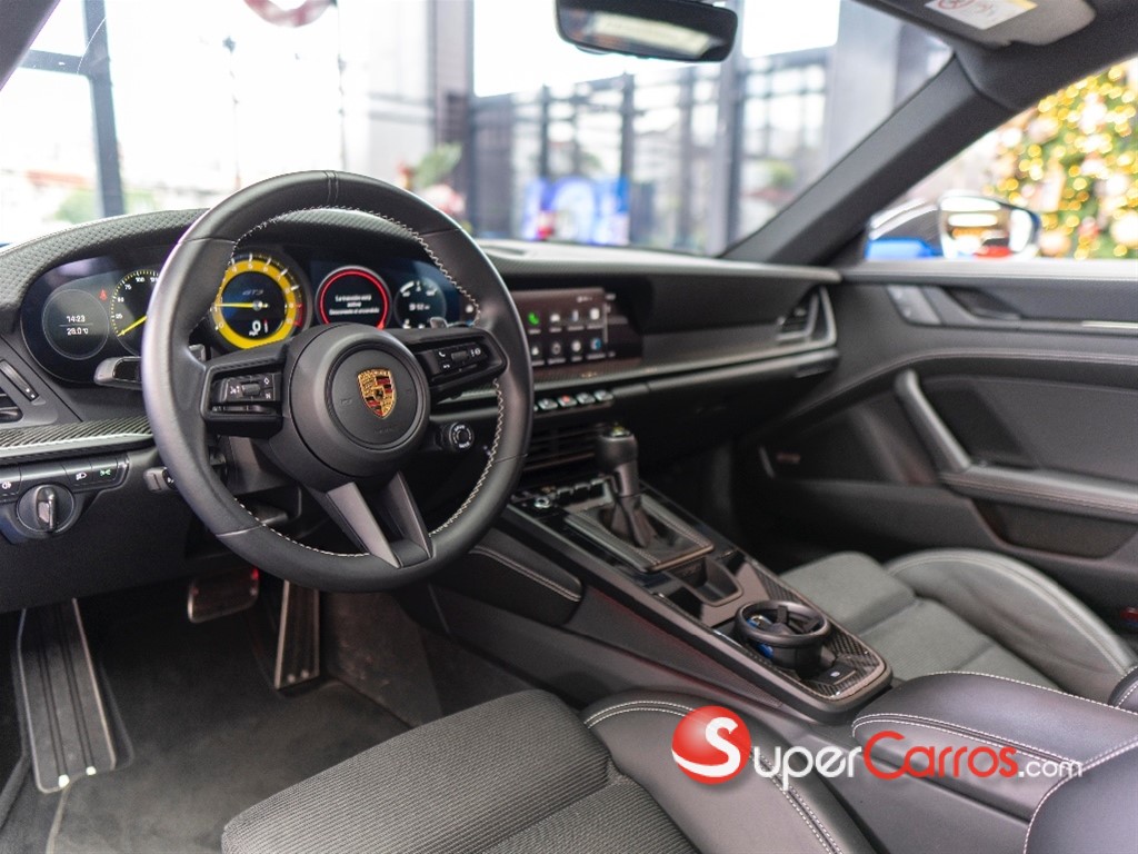 2022 Porsche 911 GT3 Touring — foto 9 / 11