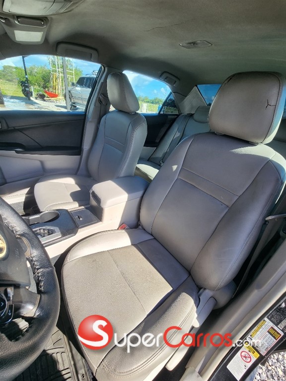 2012 Toyota Camry LE — foto 7 / 12
