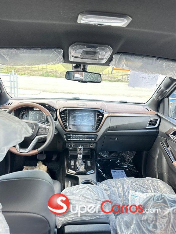 2027 Isuzu DMAX LSE — foto 5 / 7