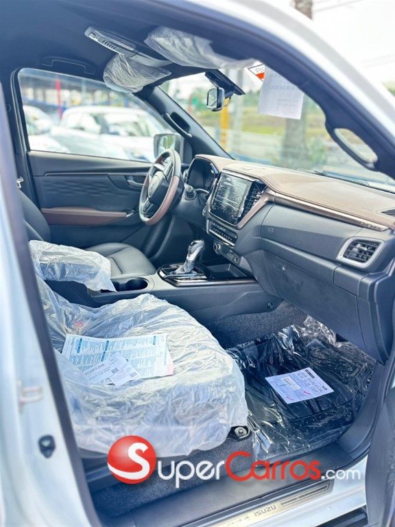 2027 Isuzu DMAX LSE — foto 7 / 7
