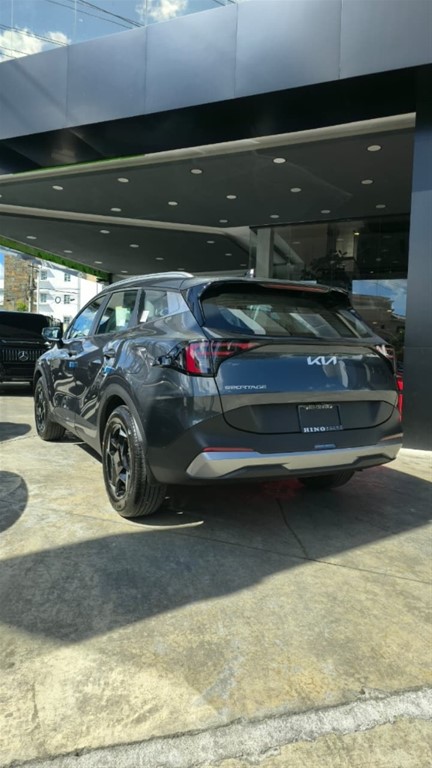 2027 Kia Sportage Sport — foto 9 / 11