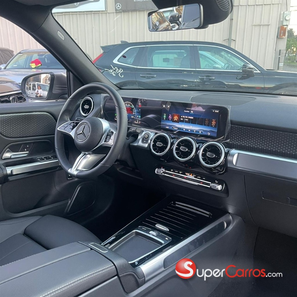 2026 Mercedes-Benz Clase GLB 200 Progressive — foto 10 / 12