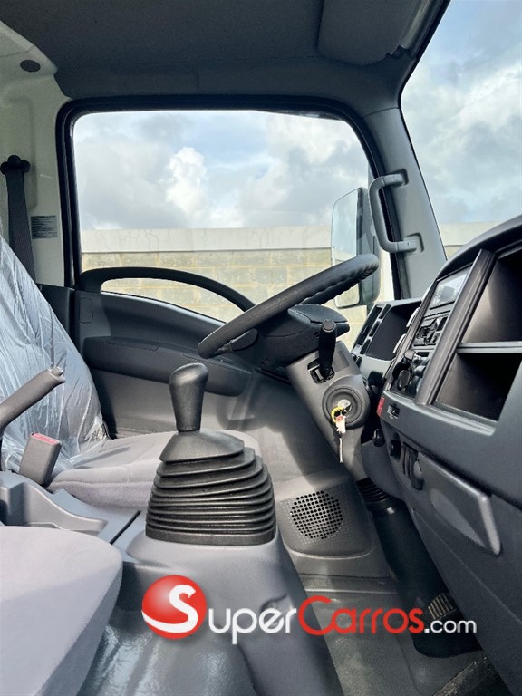 2025 Isuzu NQR 18 Pies — foto 4 / 11