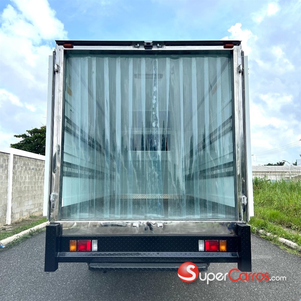 2025 Isuzu NQR 18 Pies — foto 11 / 11