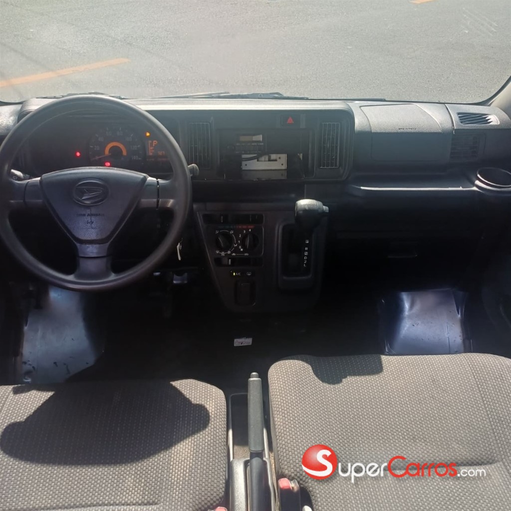 2019 Daihatsu Hijet — foto 3 / 8
