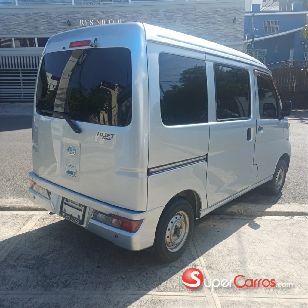 2019 Daihatsu Hijet — foto 4 / 8