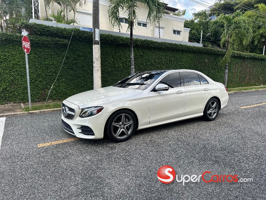 2017 Mercedes-Benz Clase E 300