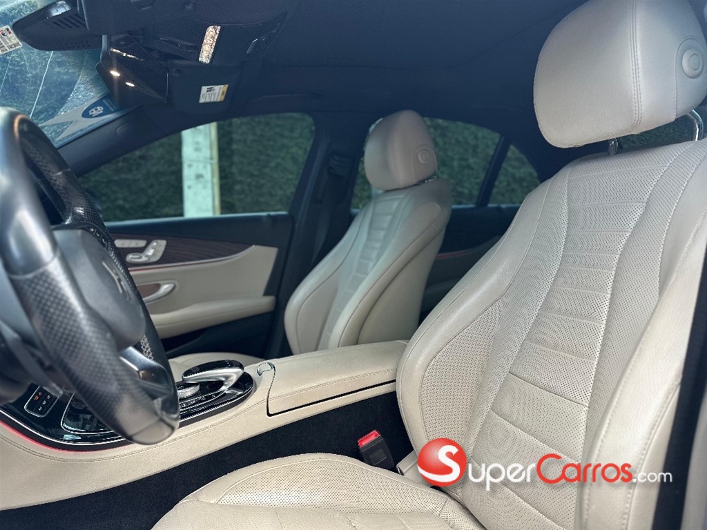 2017 Mercedes-Benz Clase E 300 — foto 8 / 9