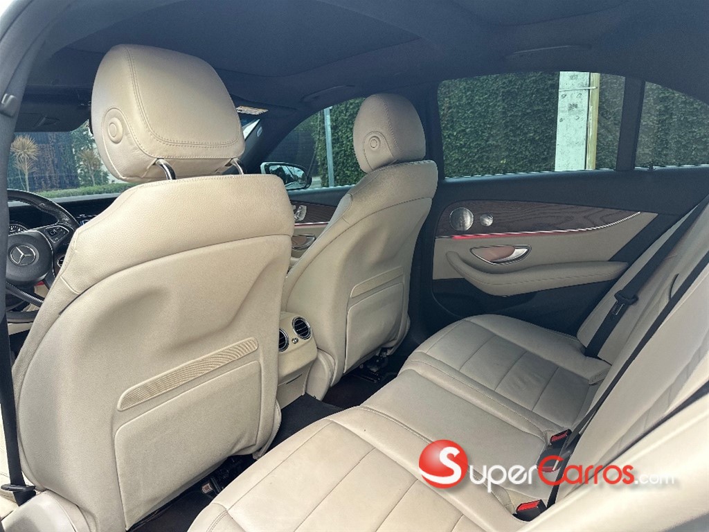 2017 Mercedes-Benz Clase E 300 — foto 9 / 9
