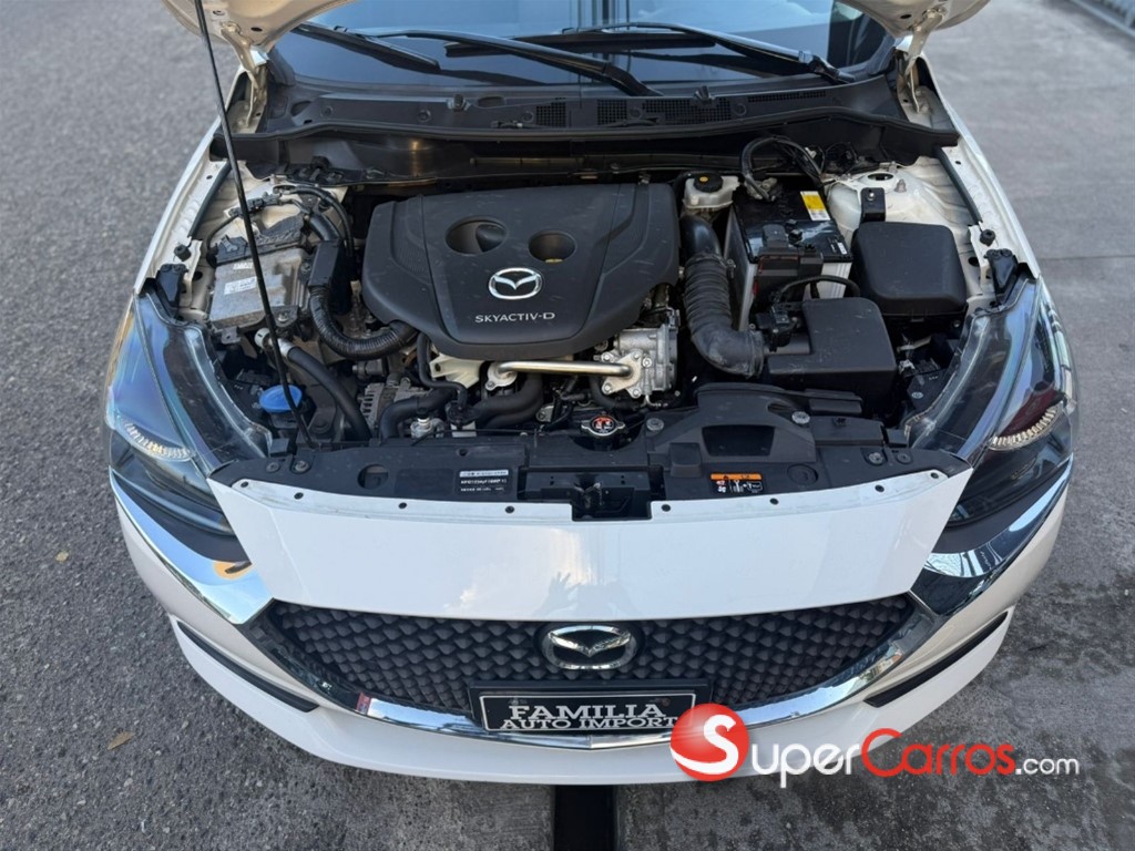 2020 Mazda Demio — foto 10 / 11