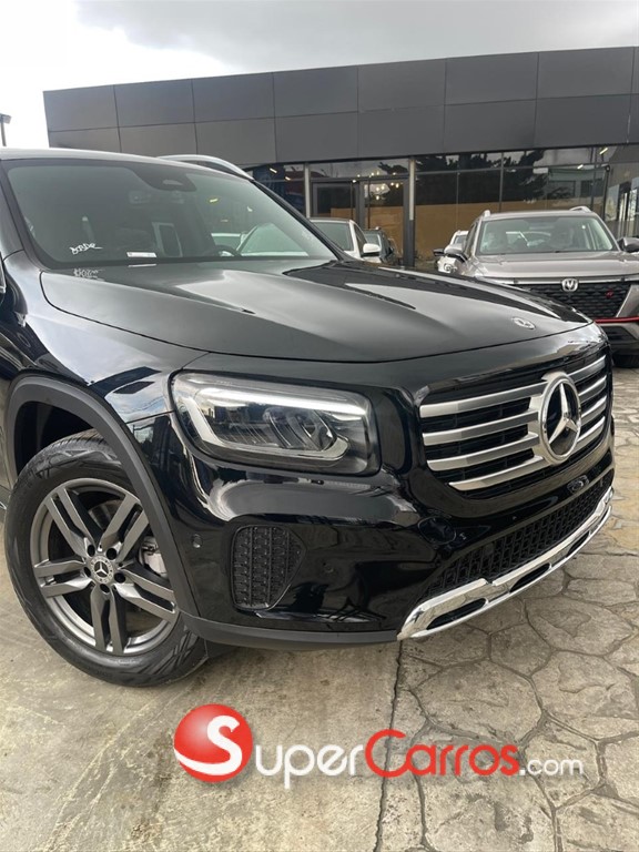 2026 Mercedes-Benz Clase GLB 200 Progressive — foto 2 / 12