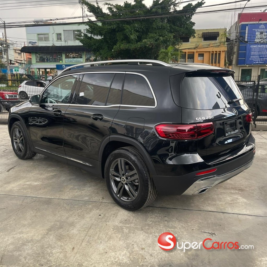 2026 Mercedes-Benz Clase GLB 200 Progressive — foto 5 / 12