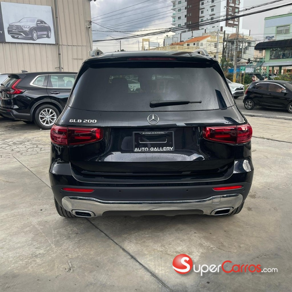 2026 Mercedes-Benz Clase GLB 200 Progressive — foto 9 / 12