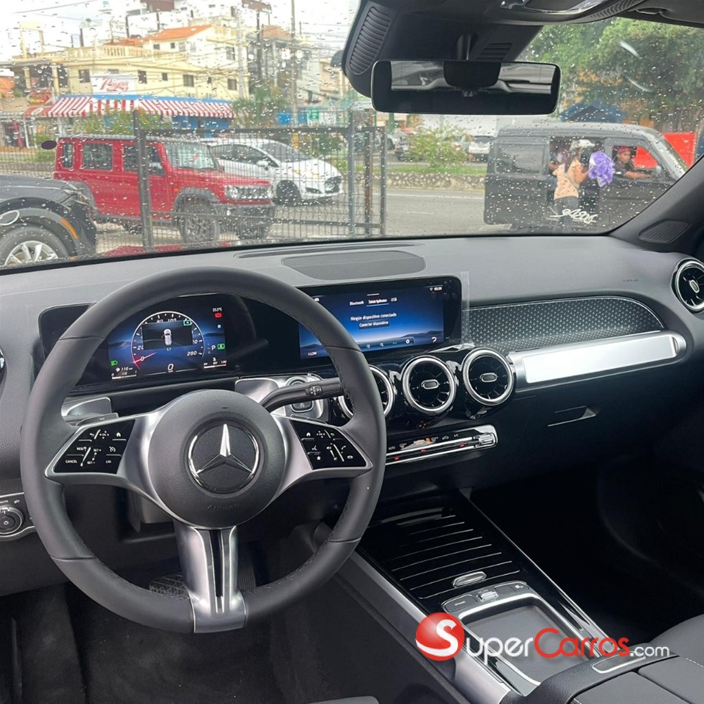 2026 Mercedes-Benz Clase GLB 200 Progressive — foto 11 / 12