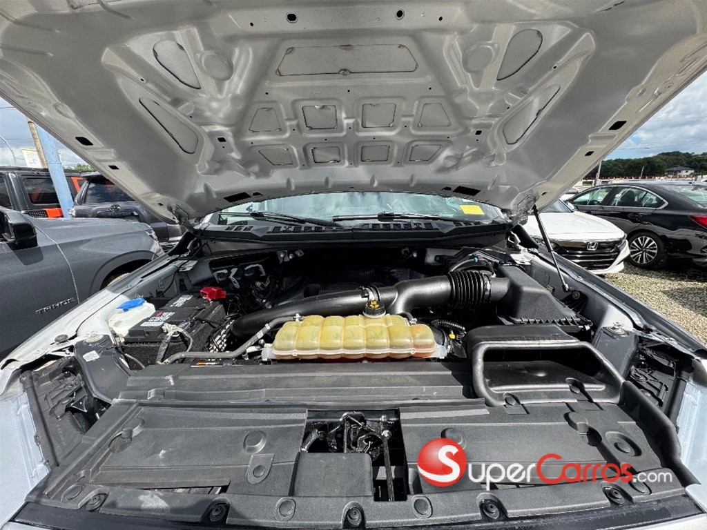 2020 Ford F 150 XL — foto 10 / 12